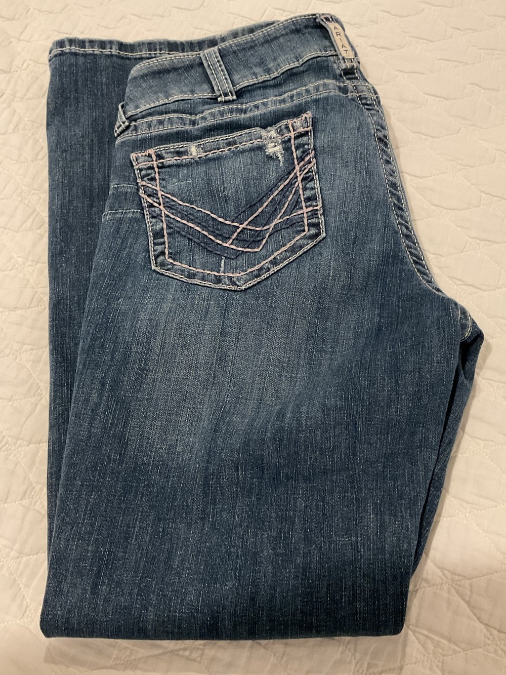 ARIAT Women’s Raquel Boot Cut Blue Jeans with Pocket Stitching 32R